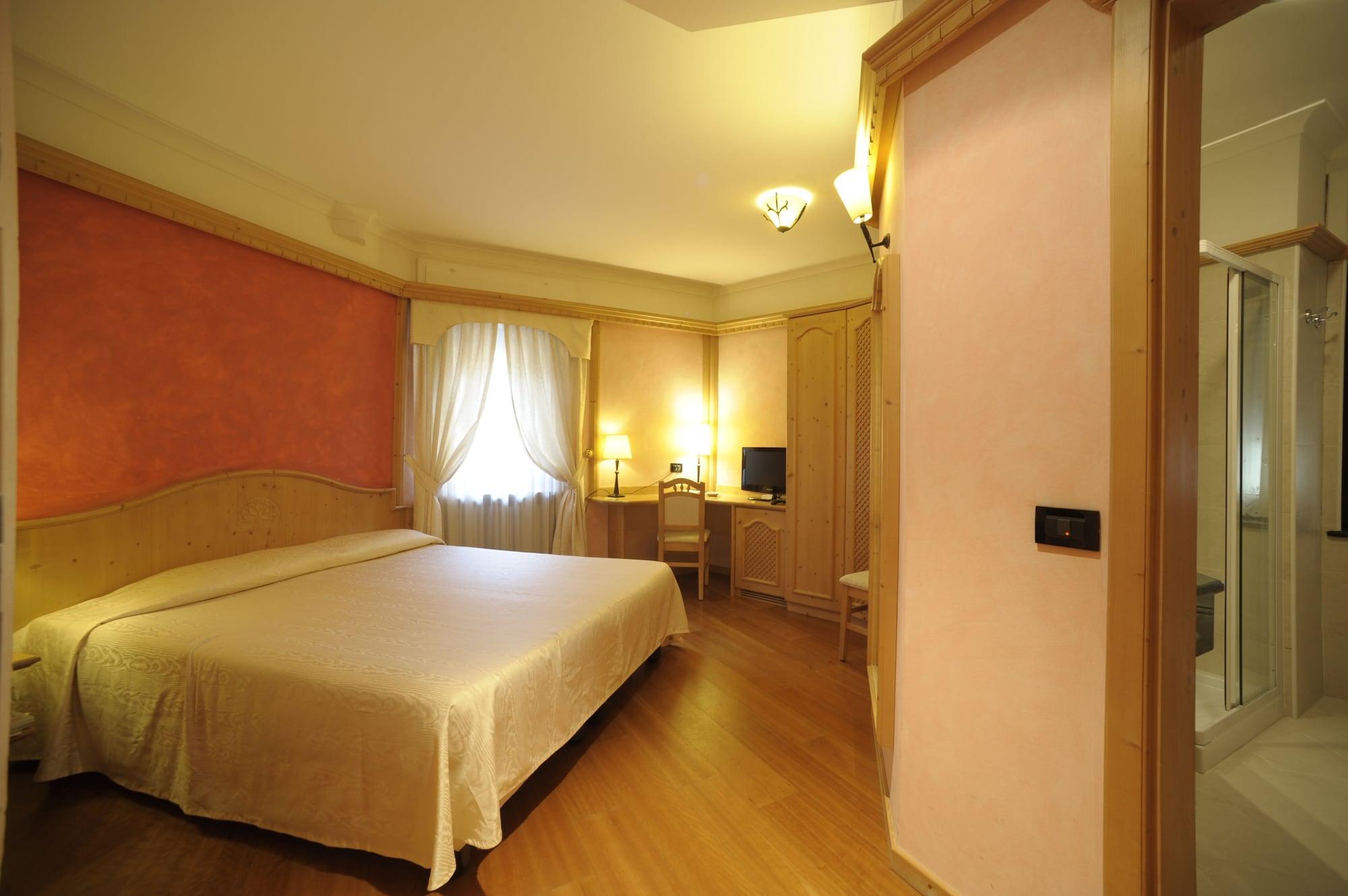 Active Hotel Ancora Predazzo Esterno foto