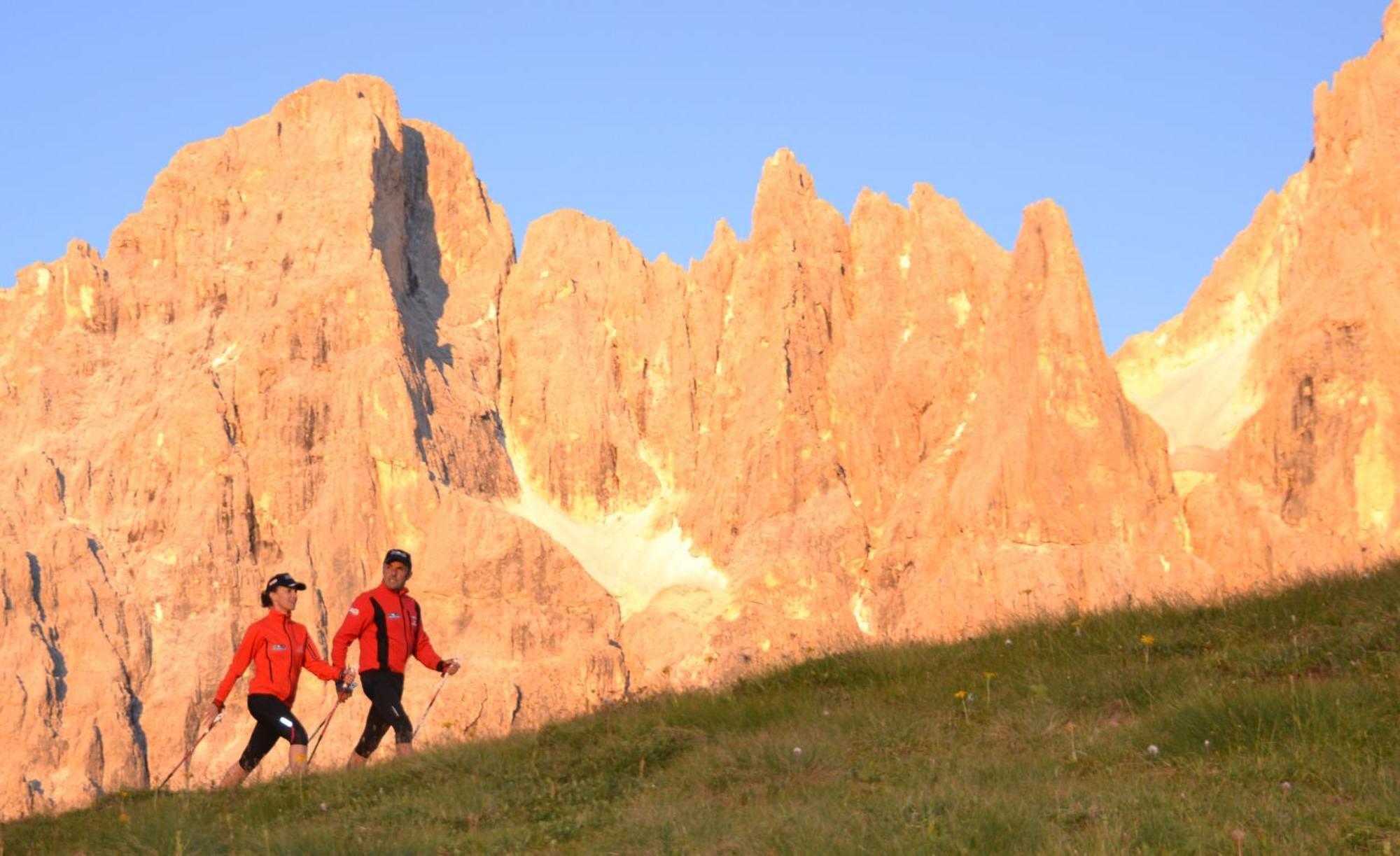 Active Hotel Ancora Predazzo Esterno foto