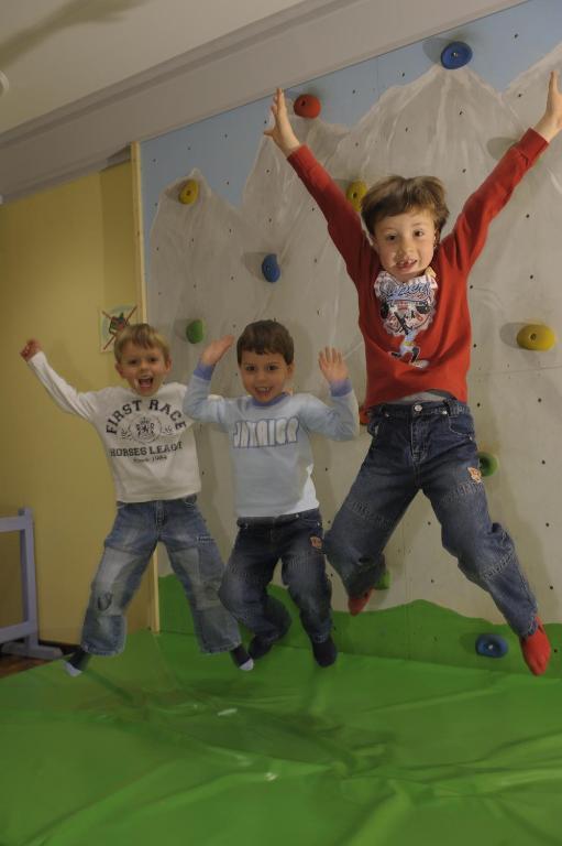 Active Hotel Ancora Predazzo Esterno foto